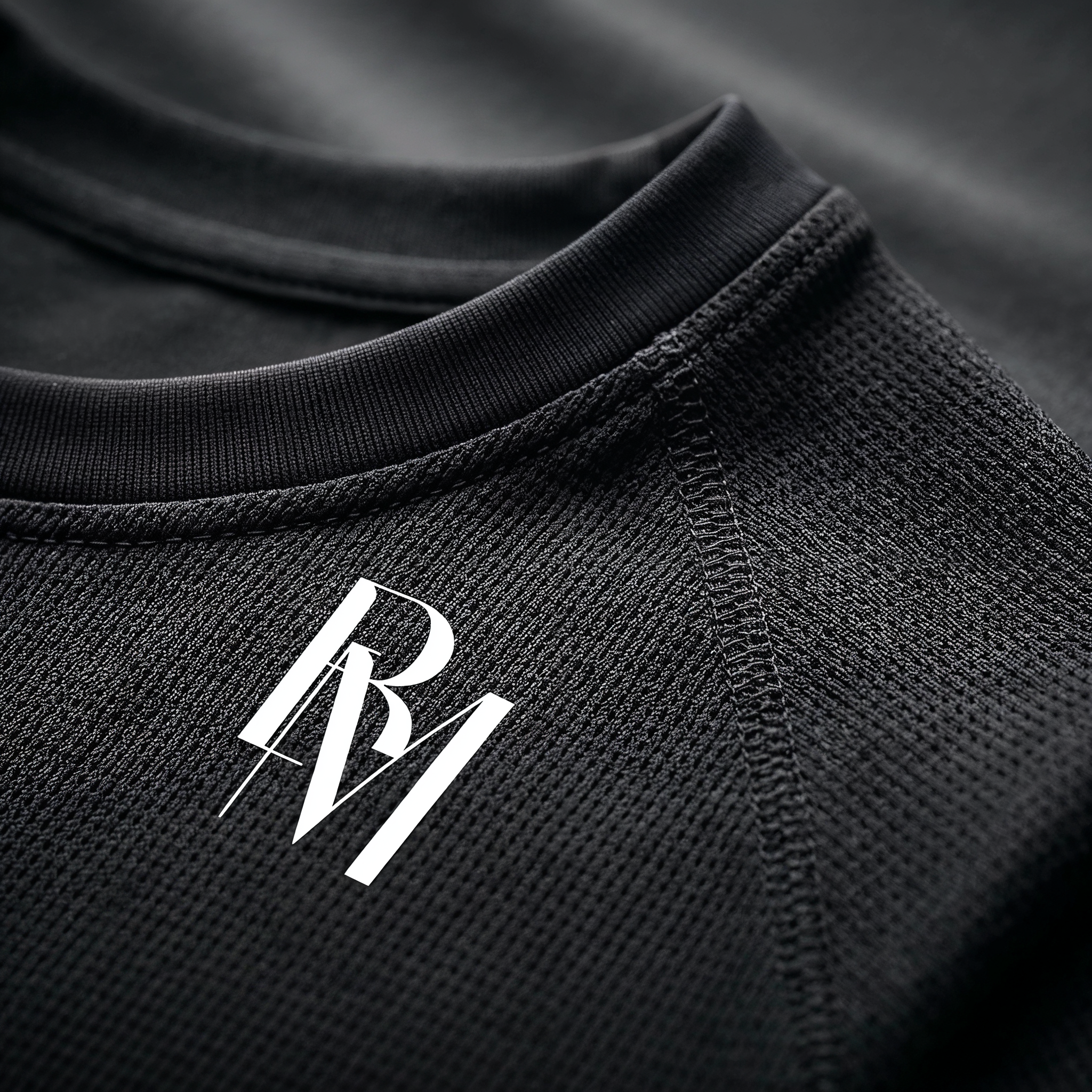 V-SHAPER ATHLETIC FIT